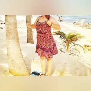 Bright colored dress - Size Large